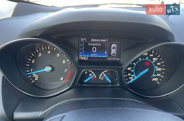 Внедорожник / Кроссовер Ford Escape 2014 в 