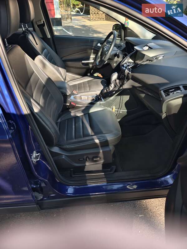Внедорожник / Кроссовер Ford Escape 2014 в Одессе