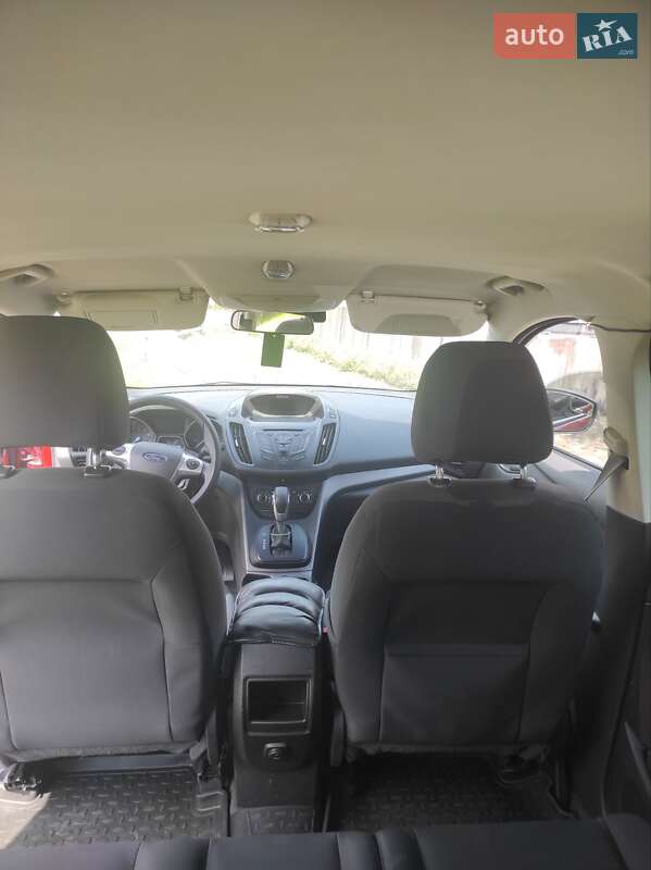 Внедорожник / Кроссовер Ford Escape 2014 в Ивано-Франковске