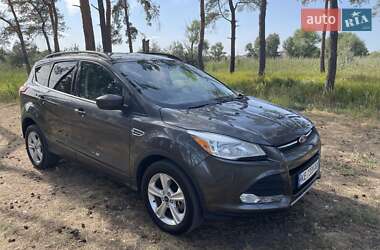 Внедорожник / Кроссовер Ford Escape 2015 в Новомосковске
