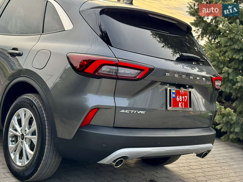 Внедорожник / Кроссовер Ford Escape 2023 в Днепре