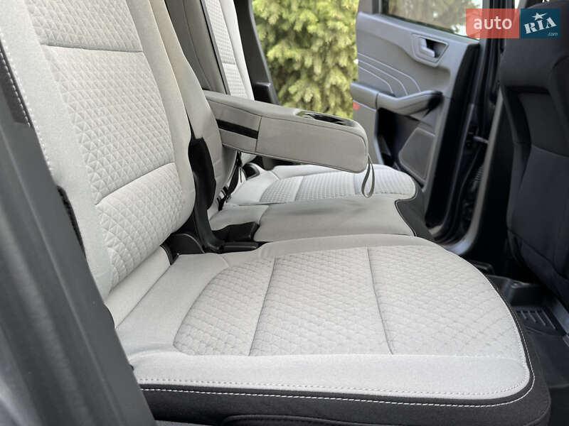 Внедорожник / Кроссовер Ford Escape 2023 в Днепре