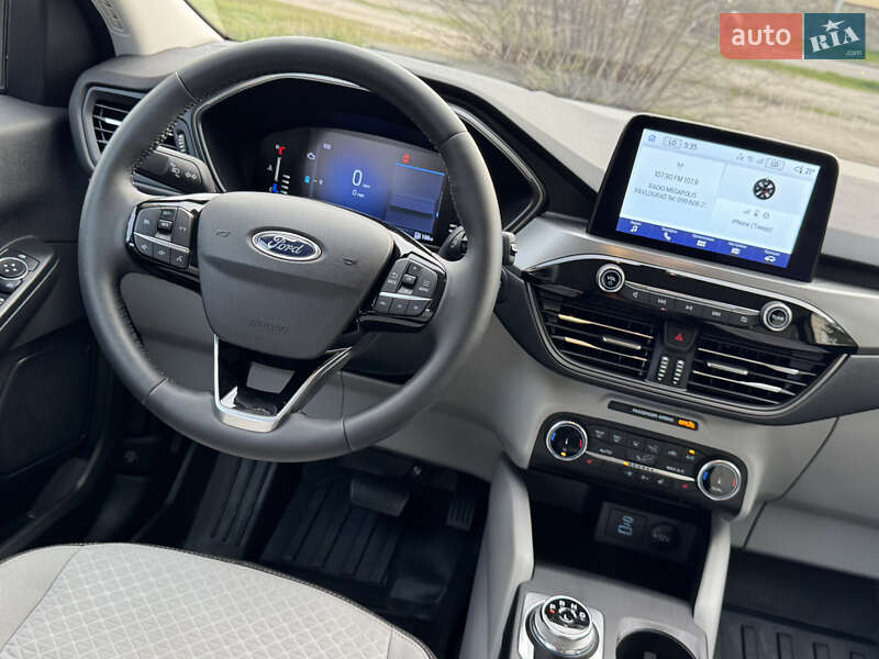 Внедорожник / Кроссовер Ford Escape 2023 в Днепре