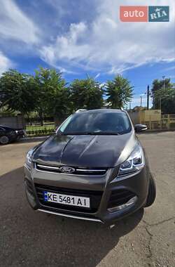 Внедорожник / Кроссовер Ford Escape 2014 в 
