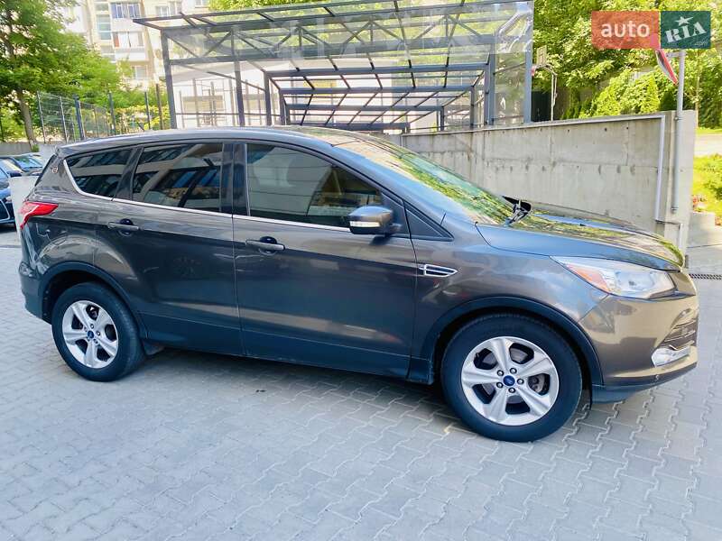 Внедорожник / Кроссовер Ford Escape 2015 в Львове