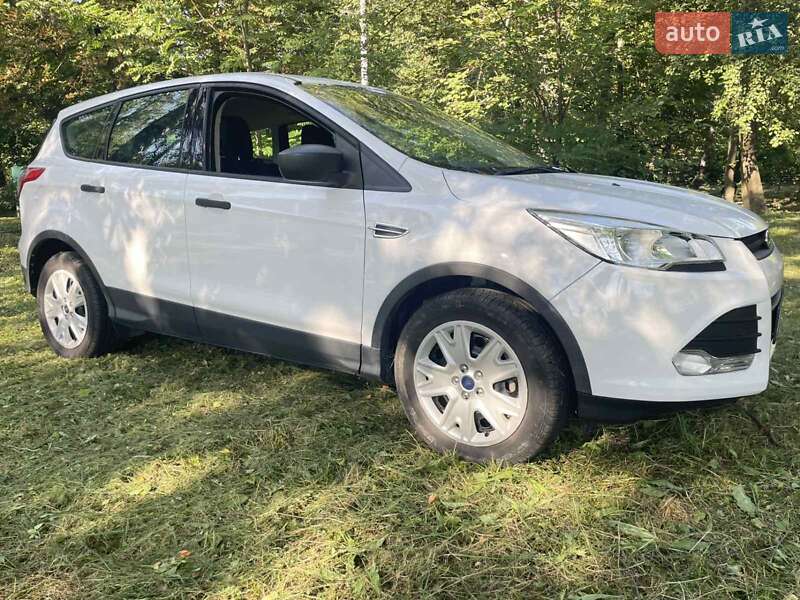 Внедорожник / Кроссовер Ford Escape 2015 в Виннице