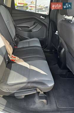 Внедорожник / Кроссовер Ford Escape 2014 в 