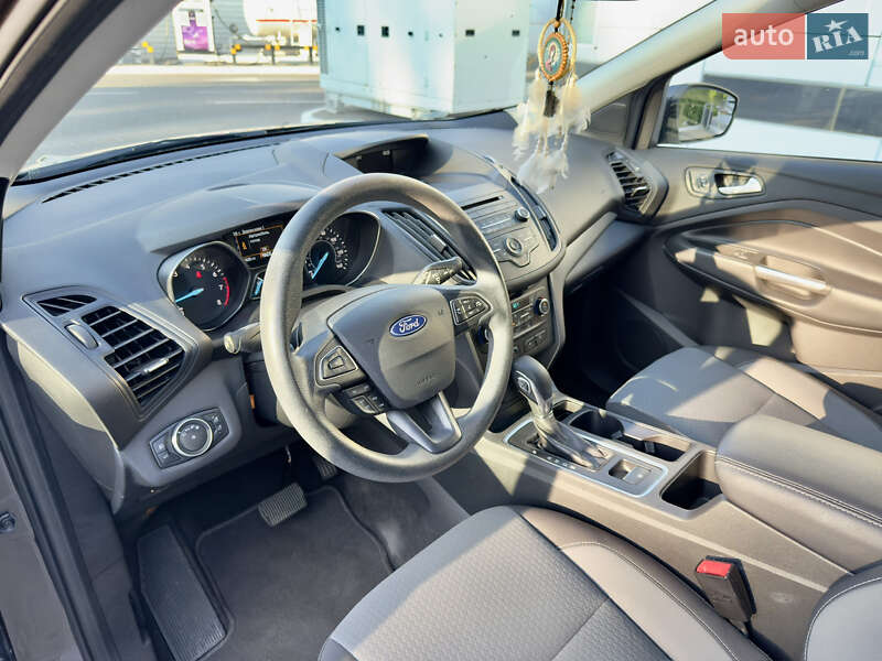 Внедорожник / Кроссовер Ford Escape 2018 в Киеве