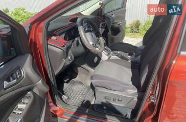 Внедорожник / Кроссовер Ford Escape 2014 в 