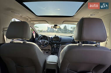 Внедорожник / Кроссовер Ford Escape 2014 в 