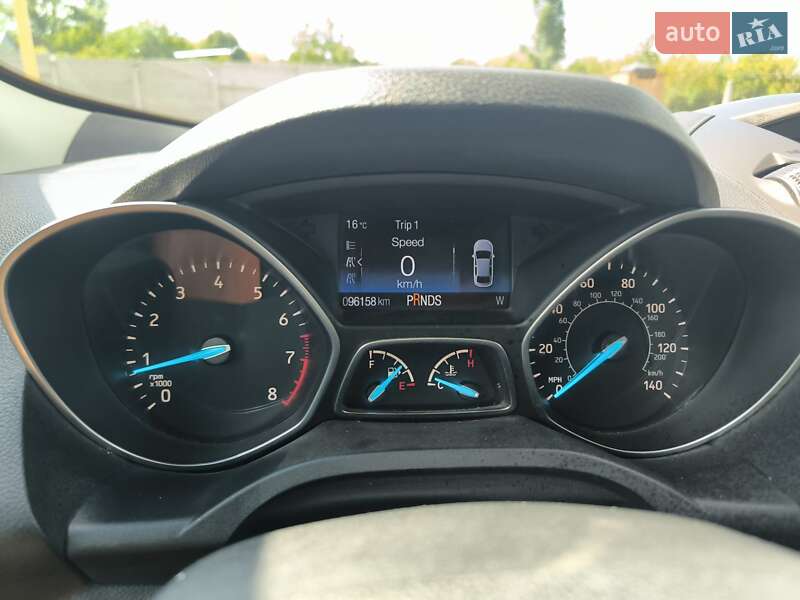 Внедорожник / Кроссовер Ford Escape 2017 в Павлограде