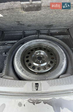 Внедорожник / Кроссовер Ford Escape 2013 в 