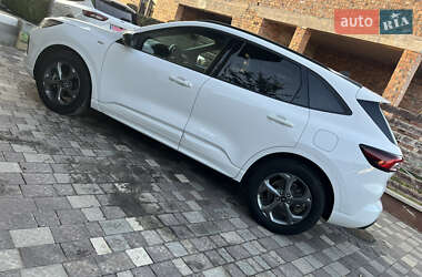Внедорожник / Кроссовер Ford Escape 2023 в 