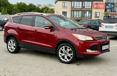 Внедорожник / Кроссовер Ford Escape 2014 в 