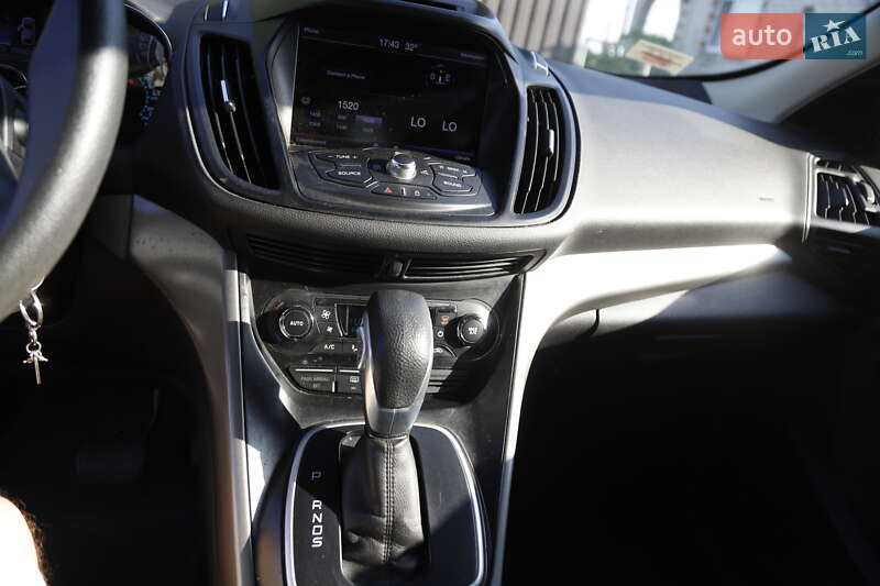 Внедорожник / Кроссовер Ford Escape 2012 в Чечельнике
