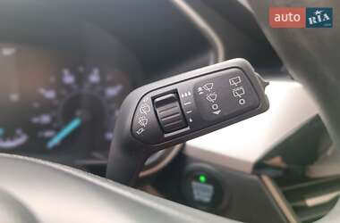 Внедорожник / Кроссовер Ford Escape 2019 в 