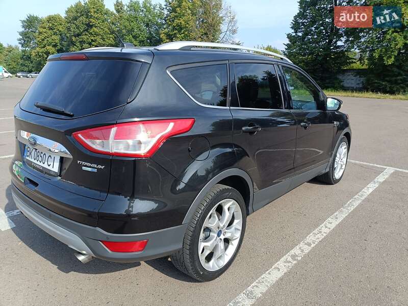 Внедорожник / Кроссовер Ford Escape 2014 в Ровно
