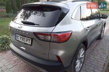 Внедорожник / Кроссовер Ford Escape 2021 в 