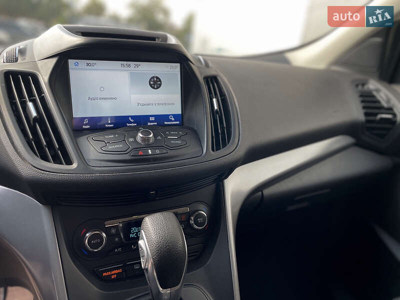 Внедорожник / Кроссовер Ford Escape 2015 в Киеве