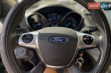 Внедорожник / Кроссовер Ford Escape 2015 в 