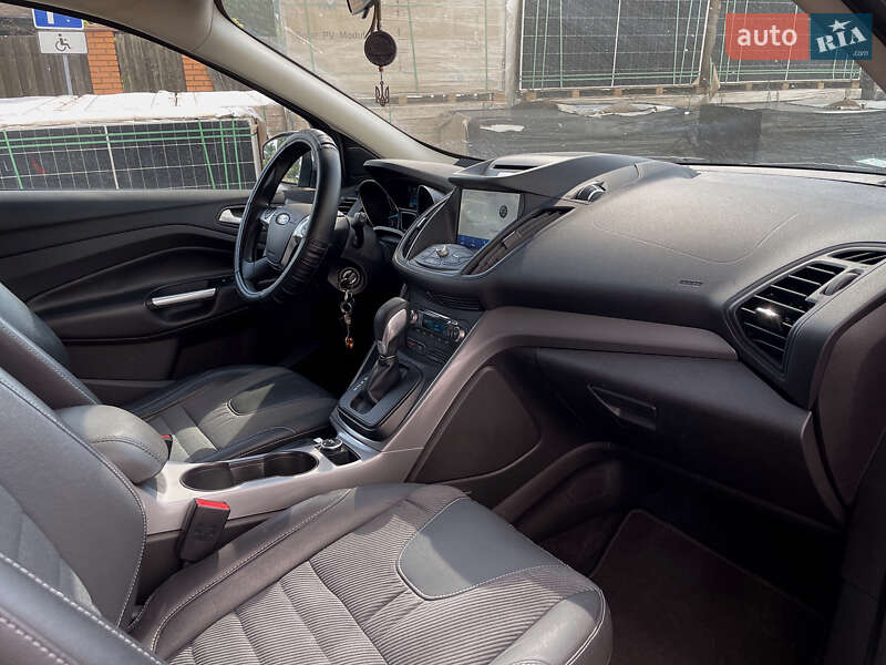 Внедорожник / Кроссовер Ford Escape 2015 в Киеве