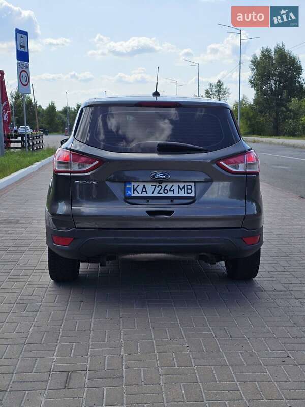Внедорожник / Кроссовер Ford Escape 2015 в Киеве