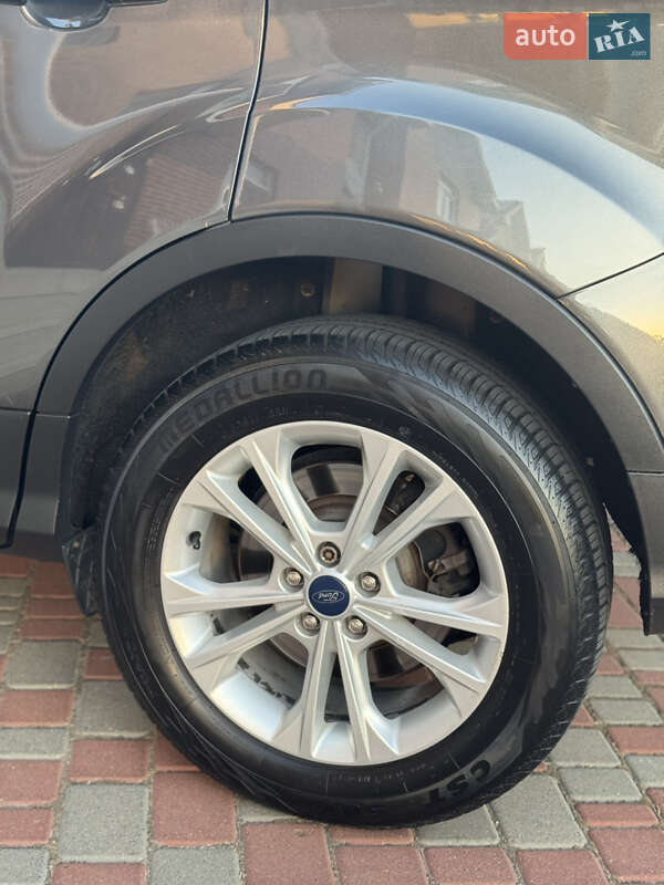 Внедорожник / Кроссовер Ford Escape 2017 в Одессе фото 6 Внедорожник / Кроссовер Ford Escape 2017 в Одессе