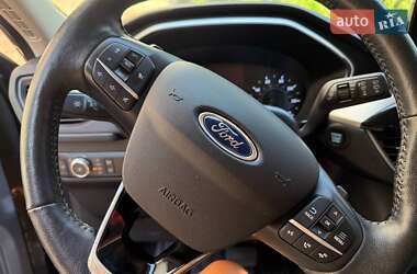 Внедорожник / Кроссовер Ford Escape 2019 в 