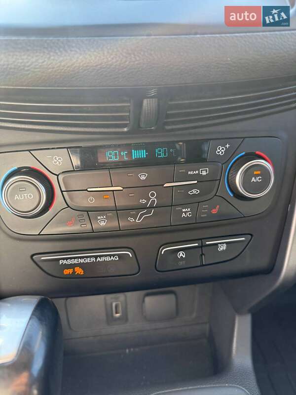 Внедорожник / Кроссовер Ford Escape 2017 в Киеве фото 17 Внедорожник / Кроссовер Ford Escape 2017 в Киеве