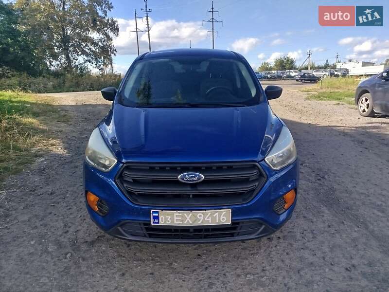 Внедорожник / Кроссовер Ford Escape 2017 в Ровно