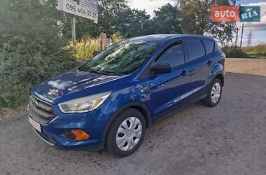 Внедорожник / Кроссовер Ford Escape 2016 в Ровно