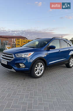 Внедорожник / Кроссовер Ford Escape 2018 в Кропивницком