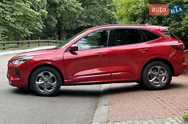 Внедорожник / Кроссовер Ford Escape 2024 в 