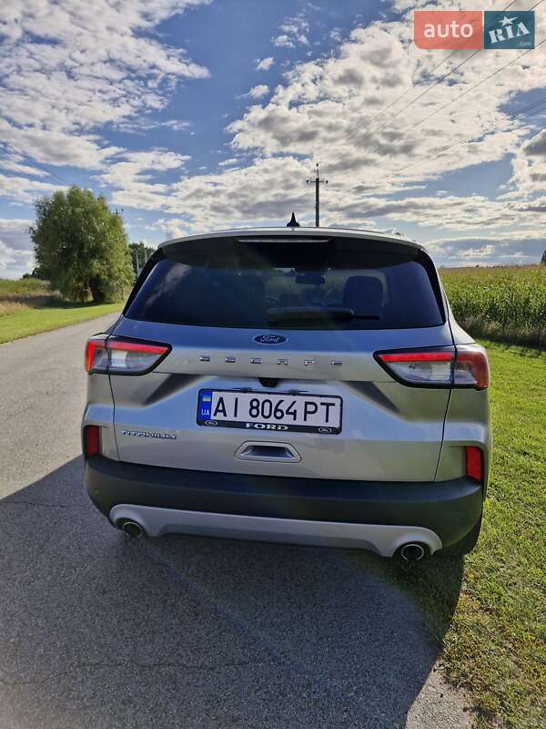 Внедорожник / Кроссовер Ford Escape 2021 в Киеве