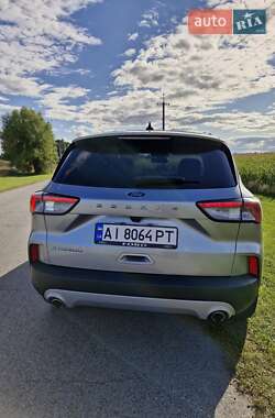 Внедорожник / Кроссовер Ford Escape 2021 в 