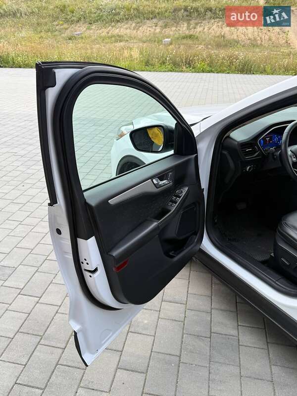 Позашляховик / Кросовер Ford Escape 2020 в Хмельницькому