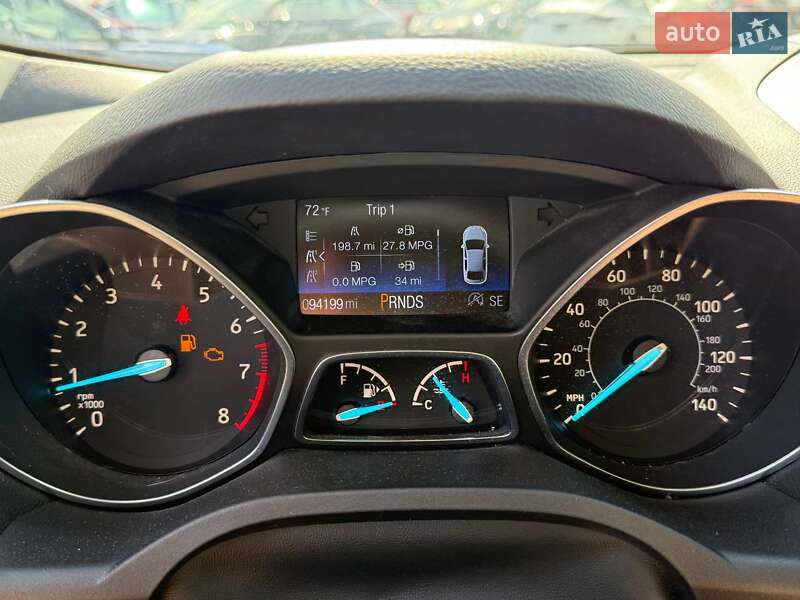 Внедорожник / Кроссовер Ford Escape 2017 в Луцке