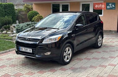 Внедорожник / Кроссовер Ford Escape 2014 в 