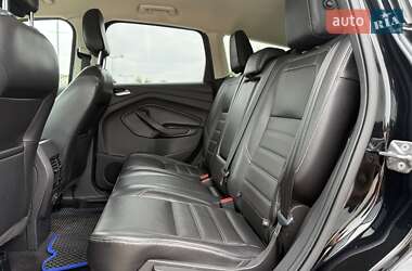 Внедорожник / Кроссовер Ford Escape 2018 в 