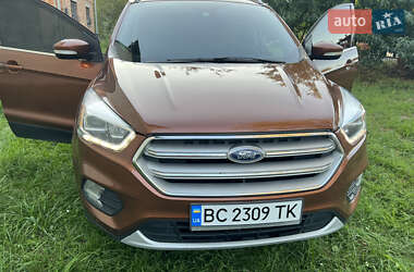 Внедорожник / Кроссовер Ford Escape 2016 в 
