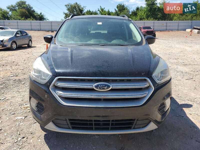 Внедорожник / Кроссовер Ford Escape 2017 в Харькове