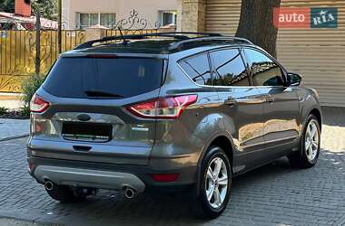Внедорожник / Кроссовер Ford Escape 2013 в 