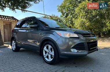 Внедорожник / Кроссовер Ford Escape 2013 в 