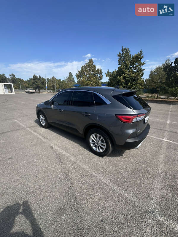 Внедорожник / Кроссовер Ford Escape 2021 в Днепре