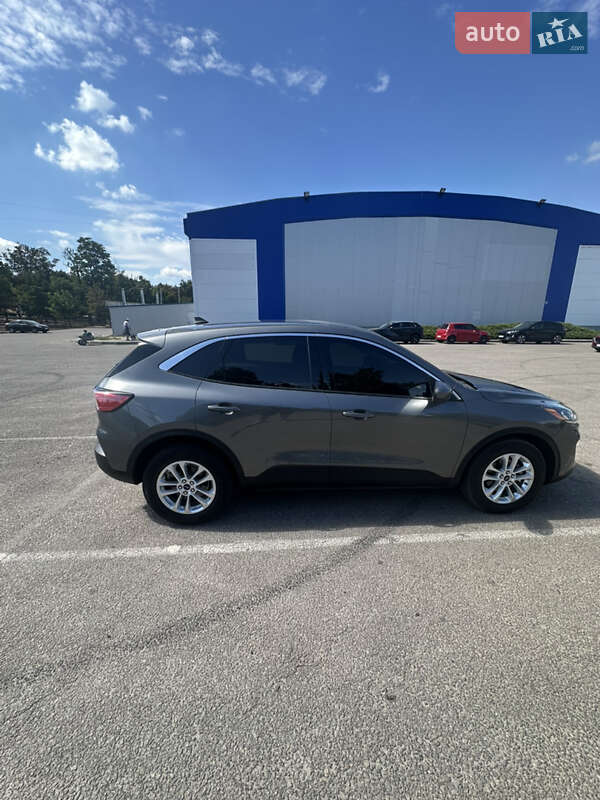 Внедорожник / Кроссовер Ford Escape 2021 в Днепре