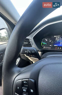 Внедорожник / Кроссовер Ford Escape 2021 в 