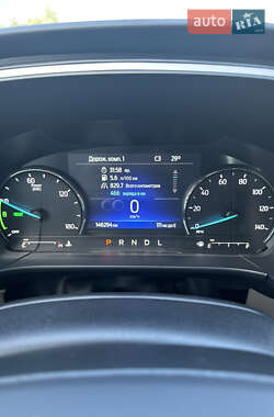 Внедорожник / Кроссовер Ford Escape 2021 в 