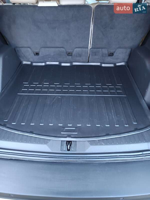 Внедорожник / Кроссовер Ford Escape 2014 в Отынии