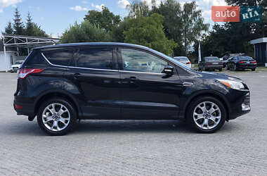 Внедорожник / Кроссовер Ford Escape 2013 в 