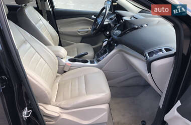 Внедорожник / Кроссовер Ford Escape 2013 в 